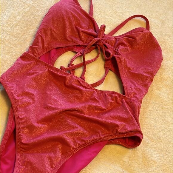 NWT - VICTORIA'S SECRET SWIM Ruched Shine Cutout One-Piece Swimsuit - Size Med - Picture 5 of 12